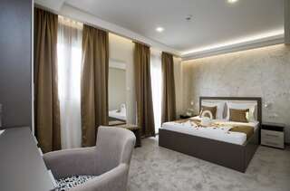 Отель Hotel Fobra Подгорица Двухместный номер Делюкс с 2 отдельными кроватями-5